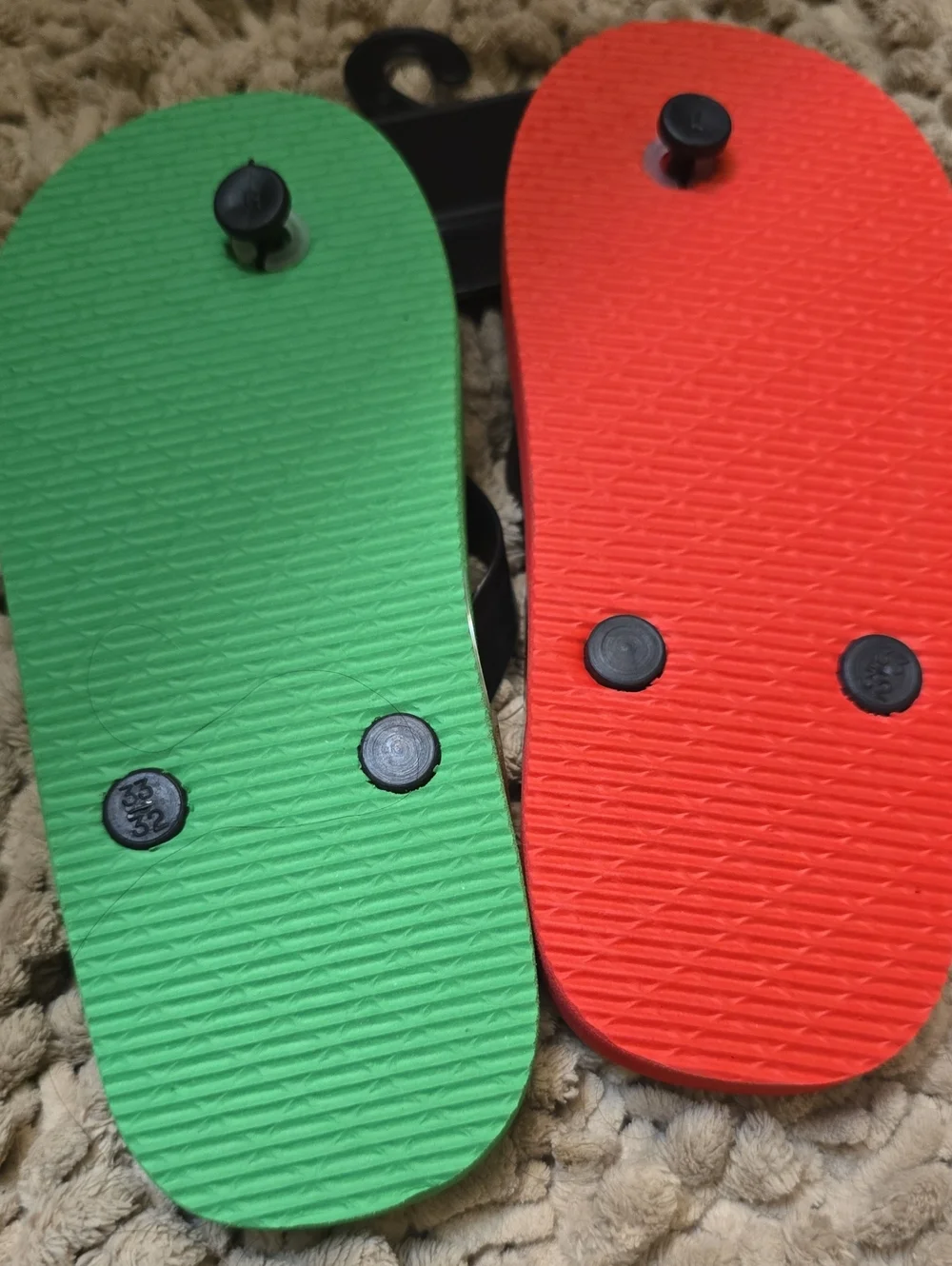New Nintendo Mario Kart Kids Size Medium 13-1 Racer Graphics Flip Flops